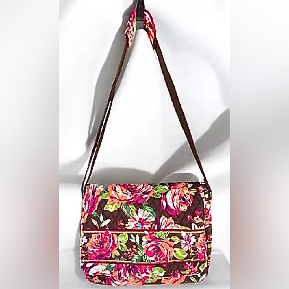 VERA BRADLEY……….Floral Quilted Cross Body Messenger Bag.  Preloved